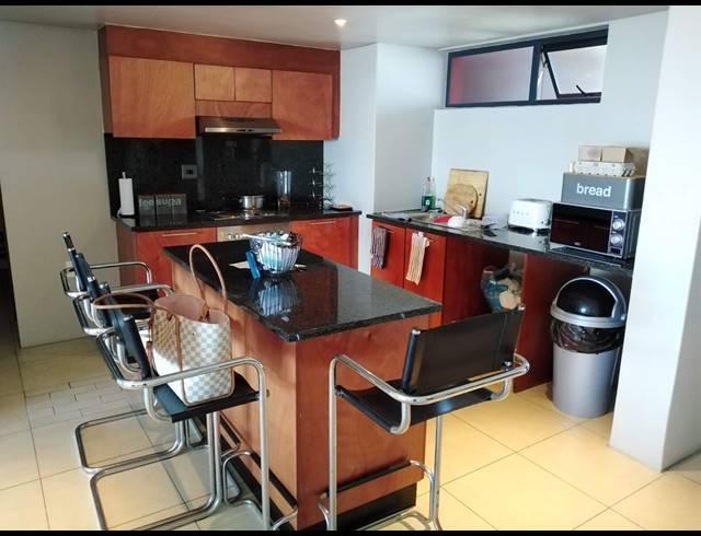 2 BEDROOM APARTMENT TO LET IN POINT WATERFRONT